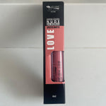 Batom líquido matte vermelho de longa duração (até 30 e 24 horas), com alta pigmentação e acabamento aveludado.